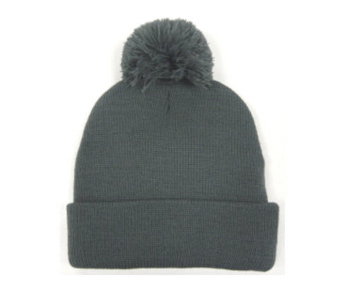 KNITS WITH POM